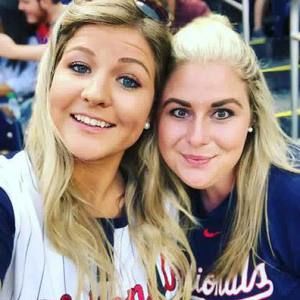 Meet your Posher, Ellena